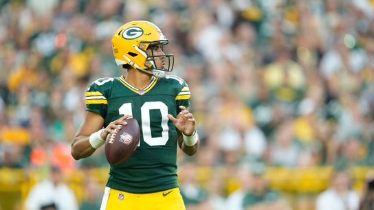 Bedard's Breakdown - Defense: Was the Patriots' lack of pass rush vs. Packers cause for concern? taken at BSJ Headquarters (Patriots)